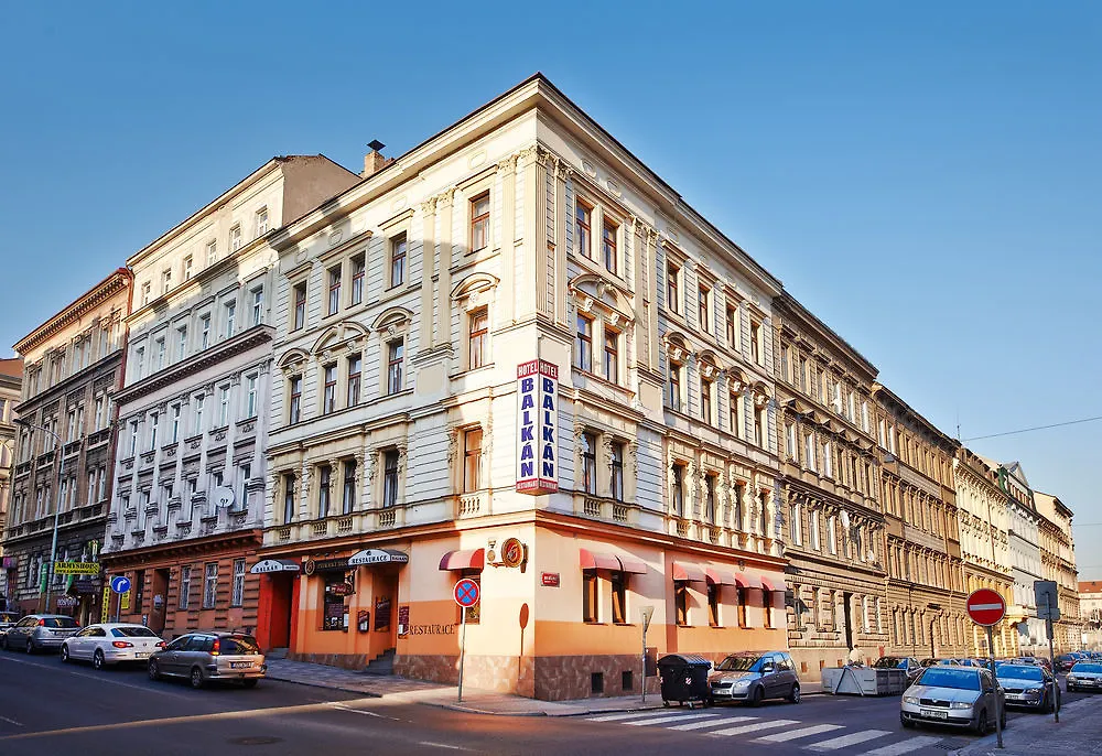 Anette Hotel Prague 3*,