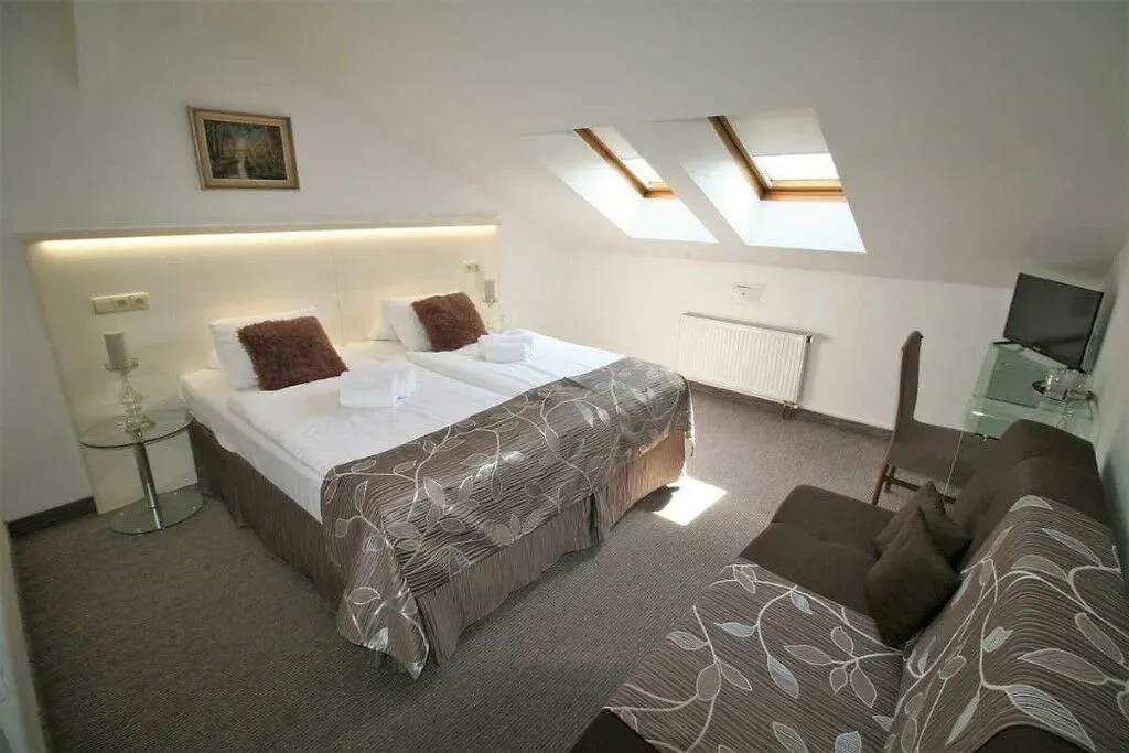 Anette Hotel Prag 3*,